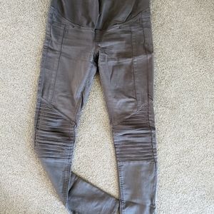 H&M brand Mama Maternity Pants - cute!!!